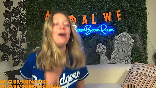 boomboomr00m online show from 2, 11, 2025