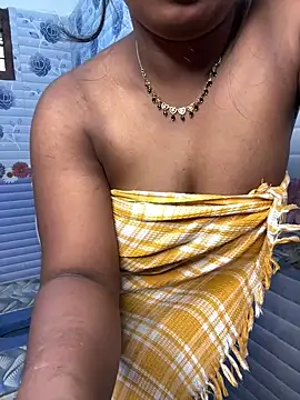 Dhiyapink online show from 8, 2, 2025