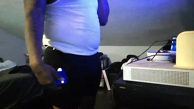 ReeferMadness59 online show from 19, 4, 2026