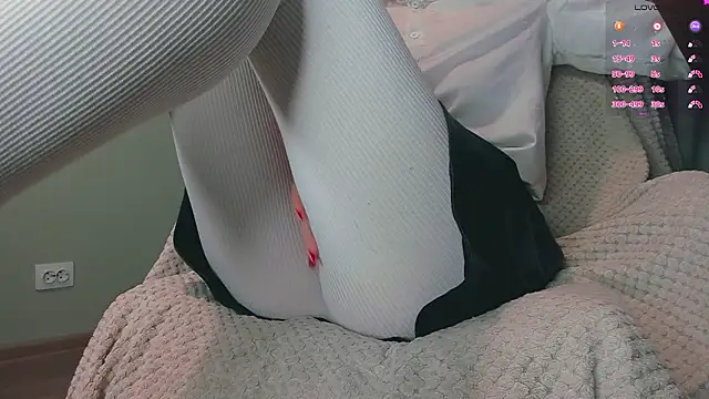 Snapshot of queen_carly chatting on 8, 2, 2026 queen carly online show from 8, 2, 2026