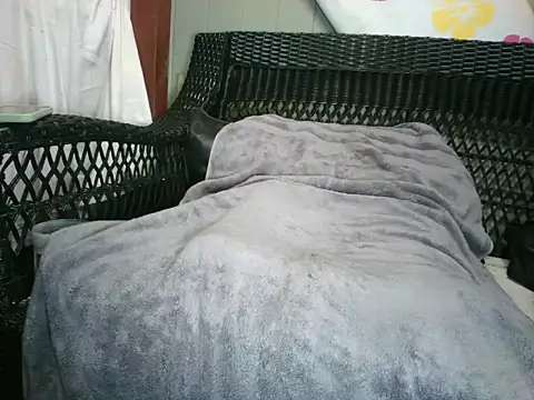 HungHawaiian808xh online show from 11, 4, 2026