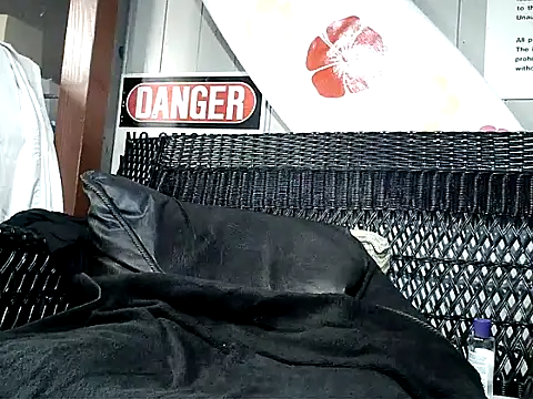 HungHawaiian808xh online show from 16, 11, 2025