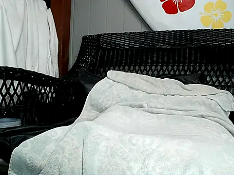 HungHawaiian808xh online show from 17, 4, 2026