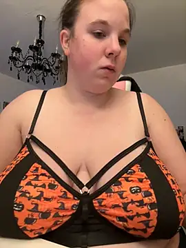 AureliaWinter online show from 30, 10, 2025