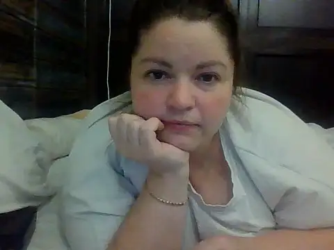 Snapshot of cute__cherry chatting on 19, 6, 2026 cute cherry online show from 19, 6, 2026