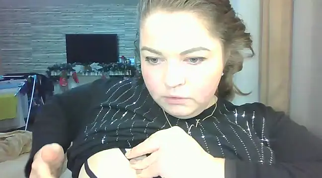 Snapshot of cute__cherry chatting on 7, 2, 2025 cute  cherry online show from 7, 2, 2025
