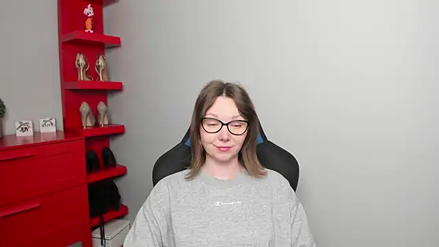 Cookie zoe online show from 24, 4, 2026