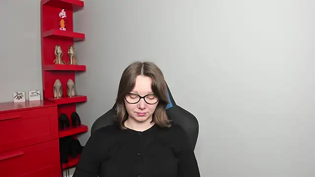 Cookie zoe online show from 11, 3, 2026