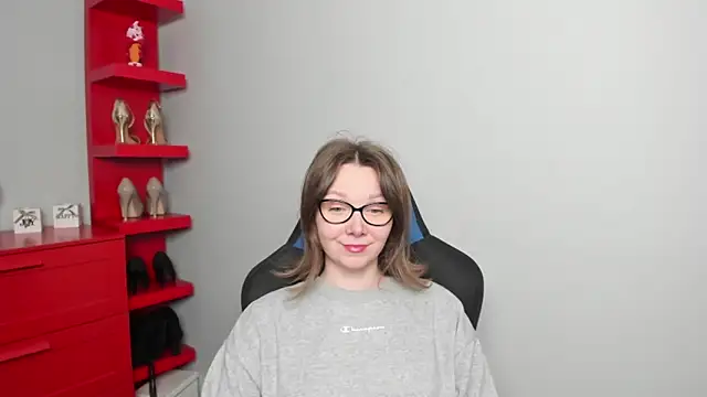 Cookie zoe online show from 20, 4, 2026