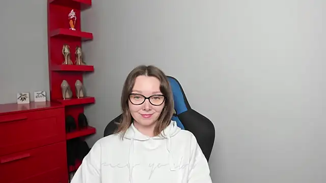 Cookie zoe online show from 27, 3, 2026