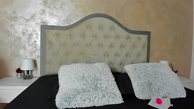 JennaMyers online show from 3, 11, 2025