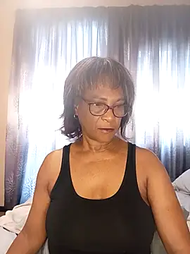 Hotgrannyx online show from 17, 12, 2025