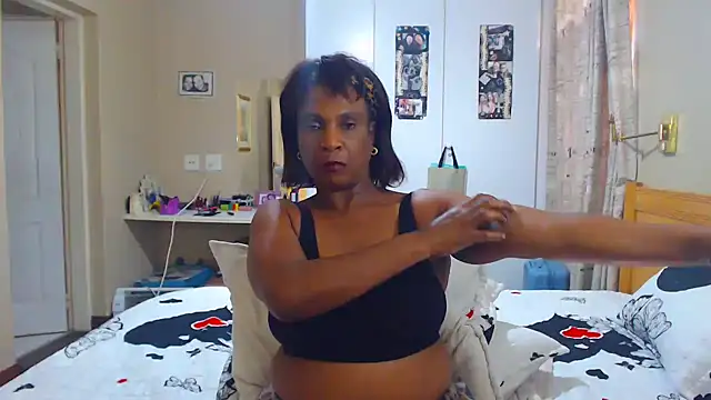 Snapshot of Hotgrannyx chatting on 27, 2, 2025 Hotgrannyx online show from 27, 2, 2025