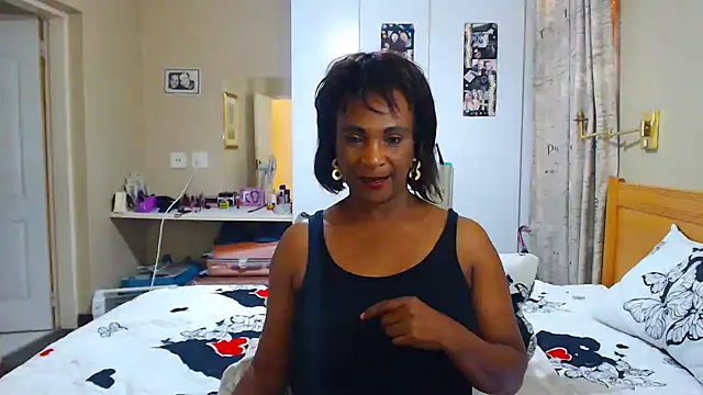 Snapshot of Hotgrannyx chatting on 8, 3, 2025 Hotgrannyx online show from 8, 3, 2025