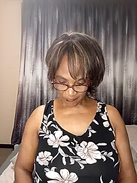 Hotgrannyx online show from 14, 11, 2025