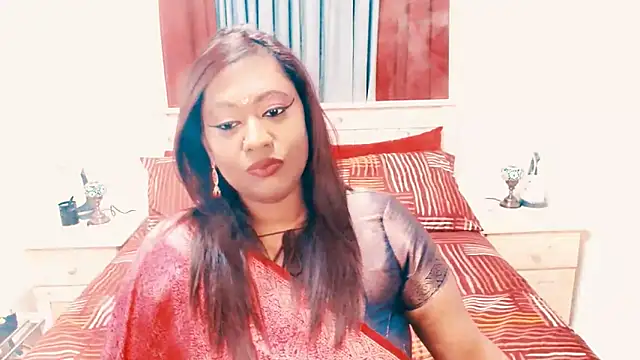 Snapshot of Indianlust69 chatting on 21, 9, 2025 Indianlust69 online show from 21, 9, 2025