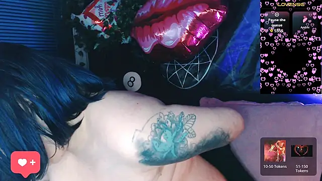 Psychobitch7 online show from 15, 2, 2026