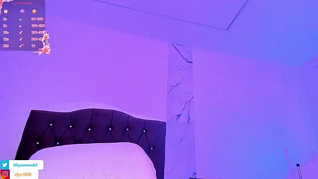 alysson 18 online show from 17, 12, 2025