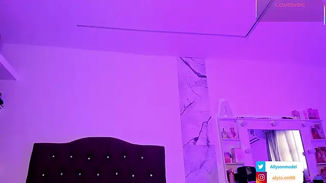 alysson 18 online show from 2, 6, 2026