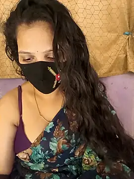 Rising Smiler online show from 21, 12, 2025