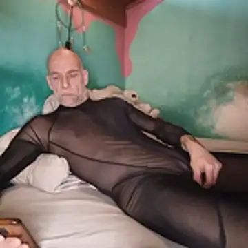 Snapshot of porno-freak chatting on 15, 4, 2026 porno-freak online show from 15, 4, 2026