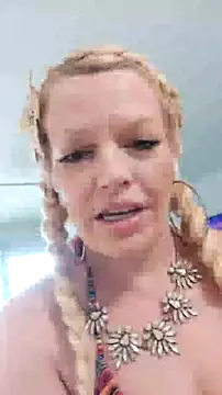 marilyn420 online show from 17, 5, 2026