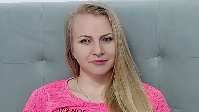 Snapshot of K__Adrienne chatting on 3, 3, 2025 K Adrienne online show from 3, 3, 2025