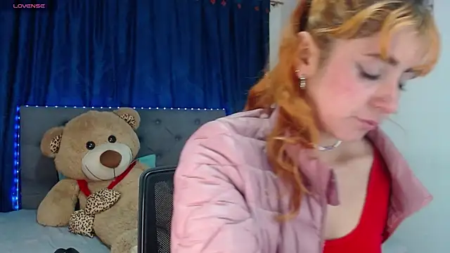 sarah lovesu online show from 22, 9, 2025