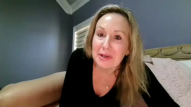 Lisaisluscious online show from 23, 2, 2026
