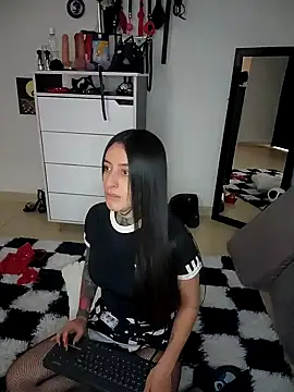 SAMANTHA DM online show from 28, 4, 2026