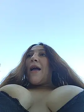 VickyHoult online show from 24, 10, 2025