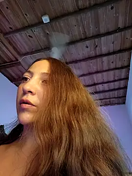 VickyHoult online show from 7, 1, 2025