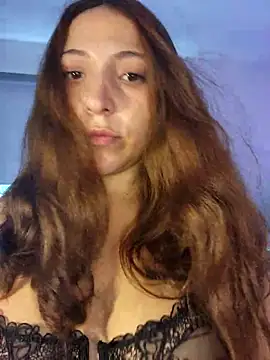 VickyHoult online show from 14, 3, 2025