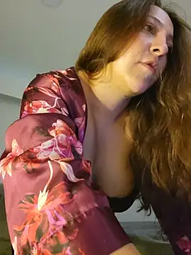 VickyHoult online show from 4, 11, 2025