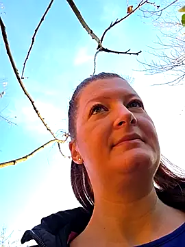 Analimado18 online show from 1, 11, 2025