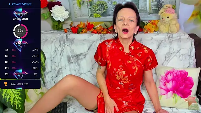 Snapshot of SelinaMoore chatting on 22, 3, 2025 SelinaMoore online show from 22, 3, 2025