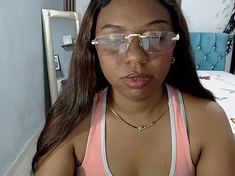 Snapshot of karolwillians chatting on 19, 6, 2026 karolwillians online show from 19, 6, 2026