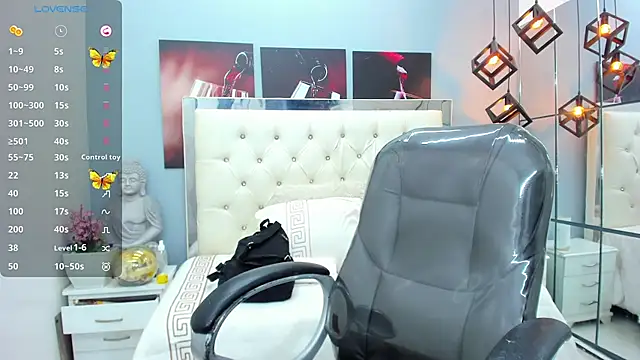 pearl weet online show from 14, 10, 2025