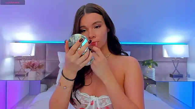 MiaMuse online show from 23, 10, 2025