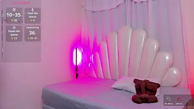 Snapshot of Roxahank chatting on 5, 6, 2026 Roxahank online show from 5, 6, 2026