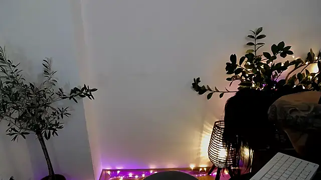 Xentthia online show from 20, 11, 2025