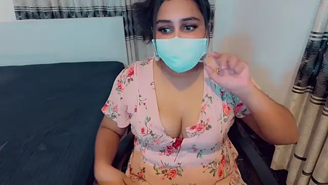Snapshot of SonY_CaM chatting on 7, 5, 2026 SonY CaM online show from 7, 5, 2026
