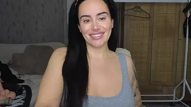 LibbyLoveHeartx online show from 23, 11, 2025