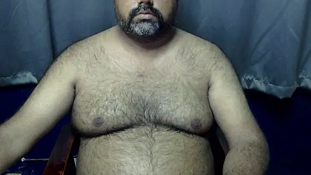 Snapshot of hairysubcub_70 chatting on 30, 6, 2026 hairysubcub 70 online show from 30, 6, 2026