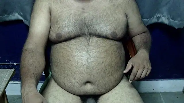 Snapshot of hairysubcub_70 chatting on 9, 6, 2026 hairysubcub 70 online show from 9, 6, 2026