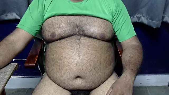 Snapshot of hairysubcub_70 chatting on 27, 6, 2026 hairysubcub 70 online show from 27, 6, 2026