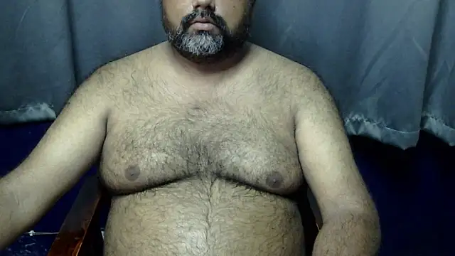 Snapshot of hairysubcub_70 chatting on 9, 7, 2026 hairysubcub 70 online show from 9, 7, 2026