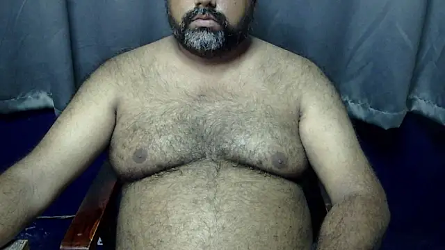 Snapshot of hairysubcub_70 chatting on 12, 7, 2026 hairysubcub 70 online show from 12, 7, 2026