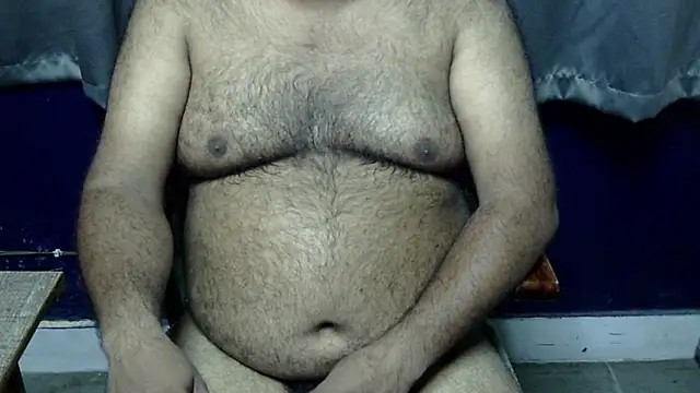 Snapshot of hairysubcub_70 chatting on 20, 6, 2026 hairysubcub 70 online show from 20, 6, 2026