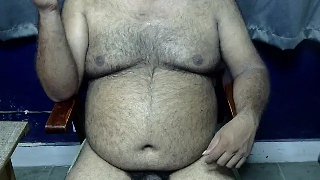 Snapshot of hairysubcub_70 chatting on 15, 7, 2026 hairysubcub 70 online show from 15, 7, 2026